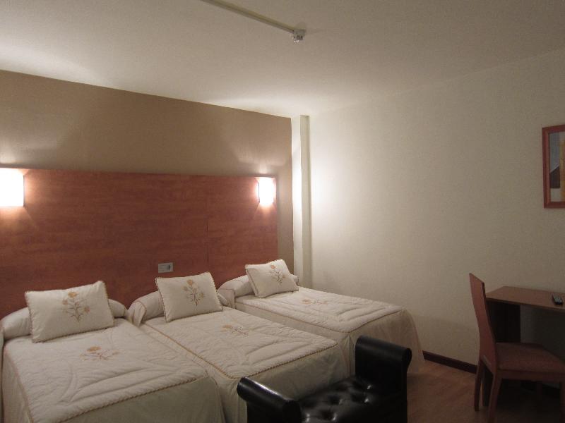 Hotel Acebos Azabache Gijon Exterior photo