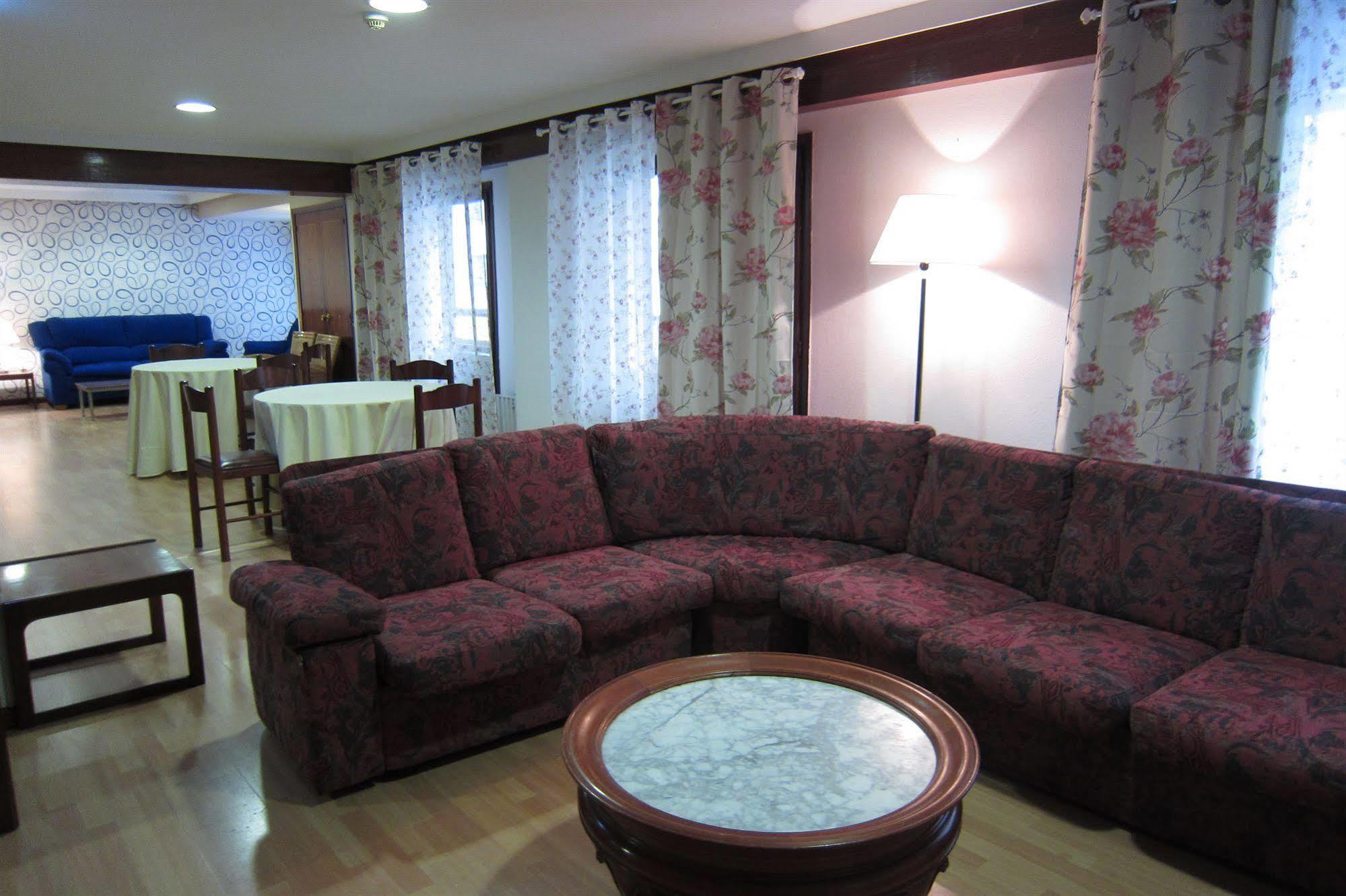 Hotel Acebos Azabache Gijon Exterior photo